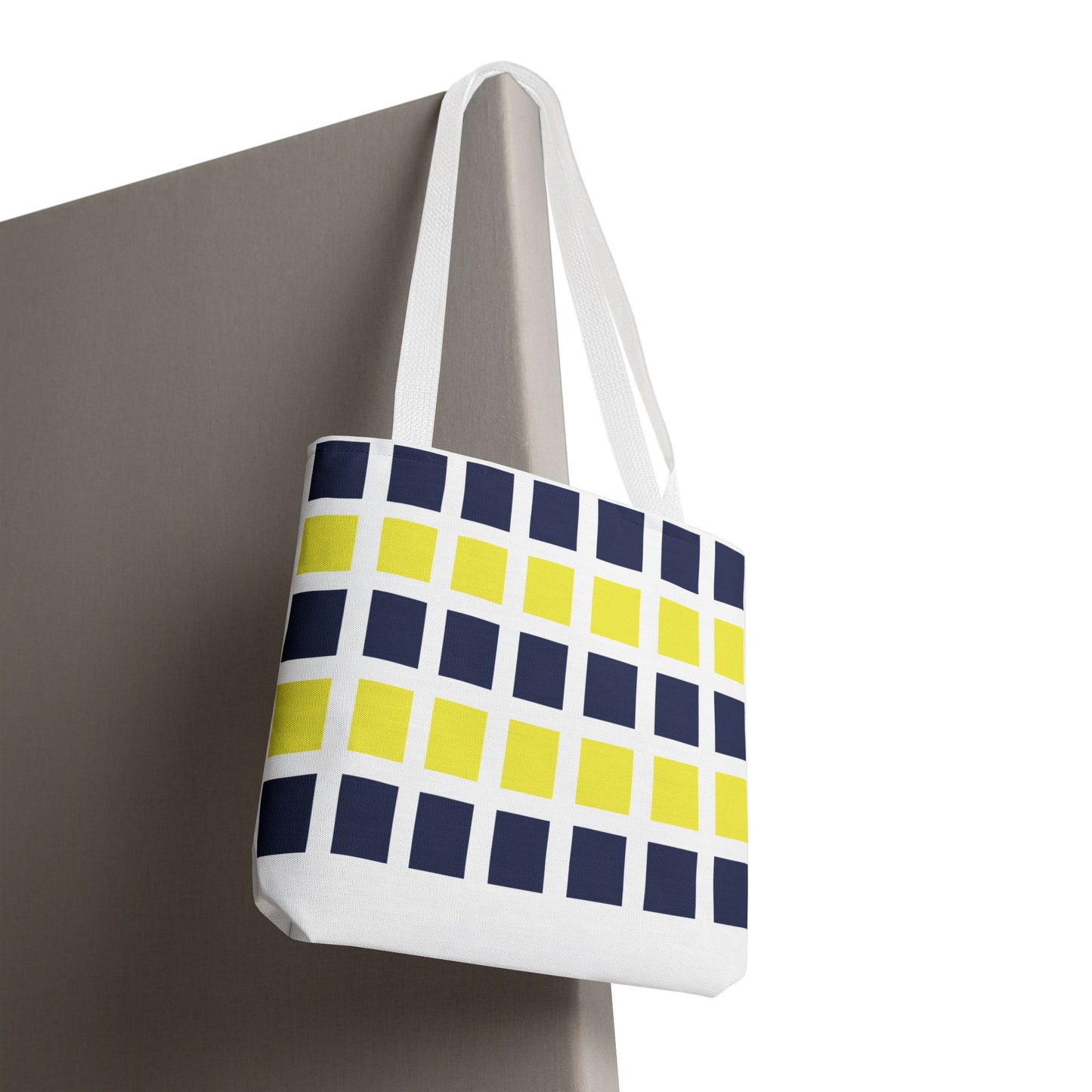 Le Carrée (yellow & navy) - Tote Bag - Stylish Beach Vibes for Every Occasion!